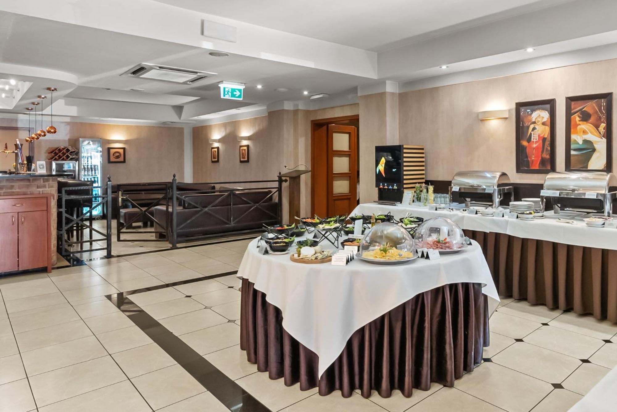 Hotel Diament Vacanza Katowice - Siemianowice Siemianowice Śląskie Buitenkant foto